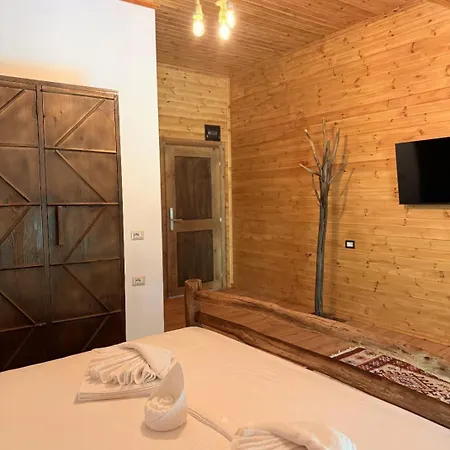 Alloggio per agriturismo Bujtina Guri Hanit *