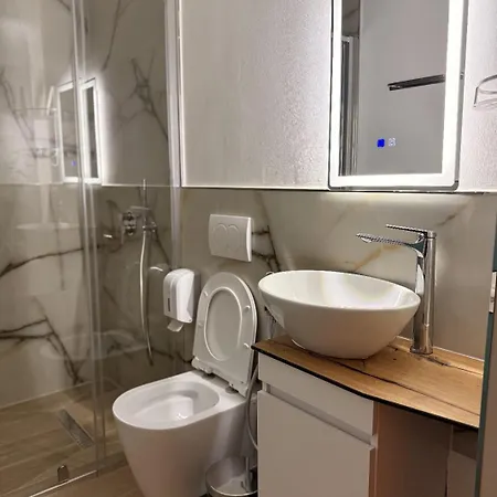 Alloggio per agriturismo Bujtina Guri Hanit *