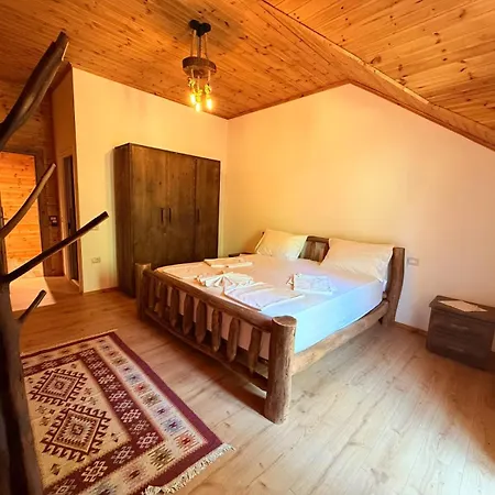 Bujtina Guri Hanit Alloggio per agriturismo Ferr-Shkopet