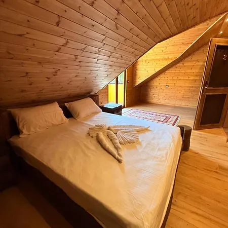 Bujtina Guri Hanit Alloggio per agriturismo