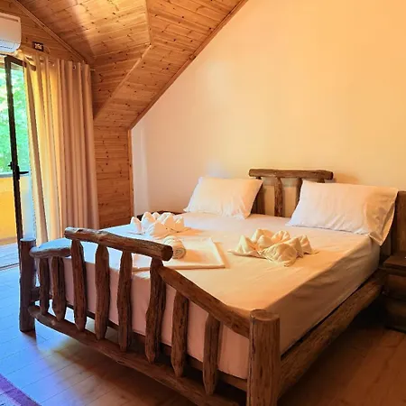 Bujtina Guri Hanit Alloggio per agriturismo