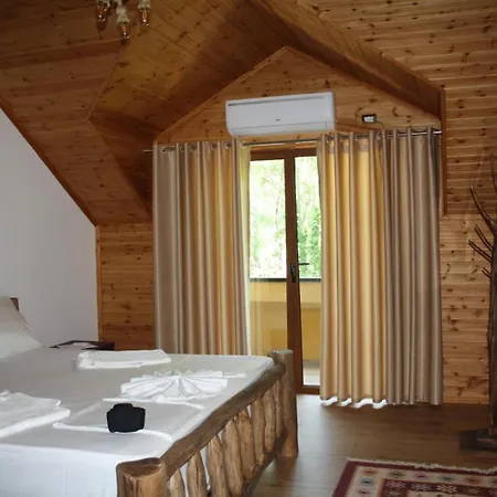 Bujtina Guri Hanit Ferr-Shkopet