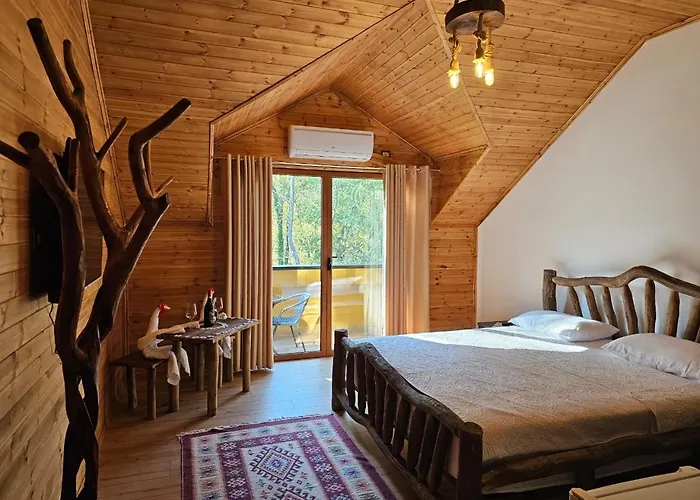 Bujtina Guri Hanit Farm stay