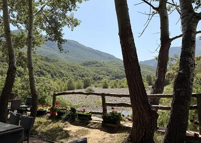 Bujtina Guri Hanit