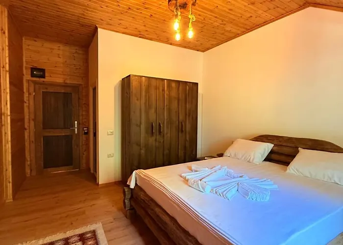 Farm stay Bujtina Guri Hanit
