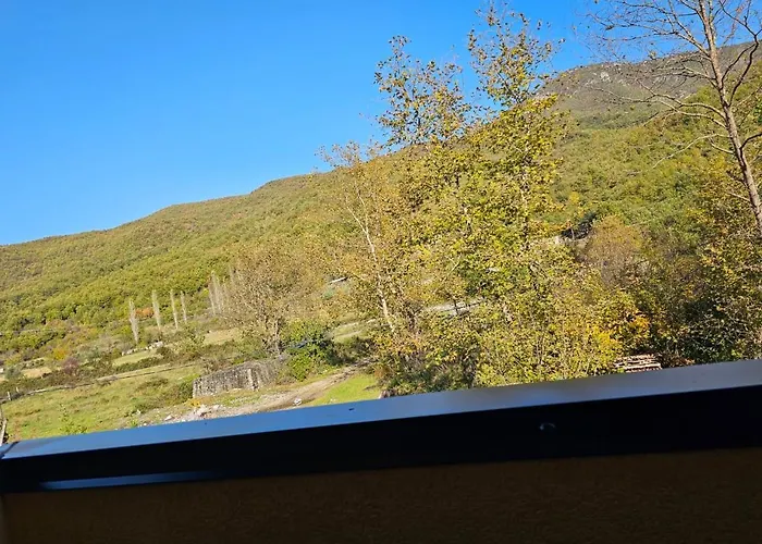 Bujtina Guri Hanit Farm stay Ferr-Shkopet
