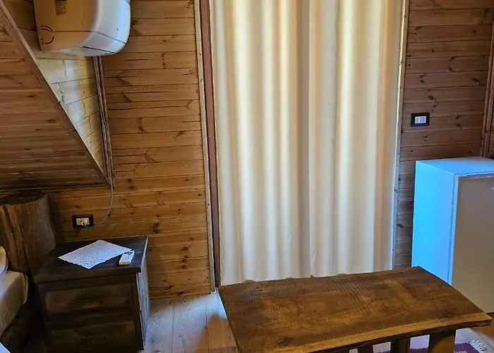 Farm stay Bujtina Guri Hanit