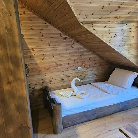 Vakantieboerderij Bujtina Guri Hanit Ferr-Shkopet