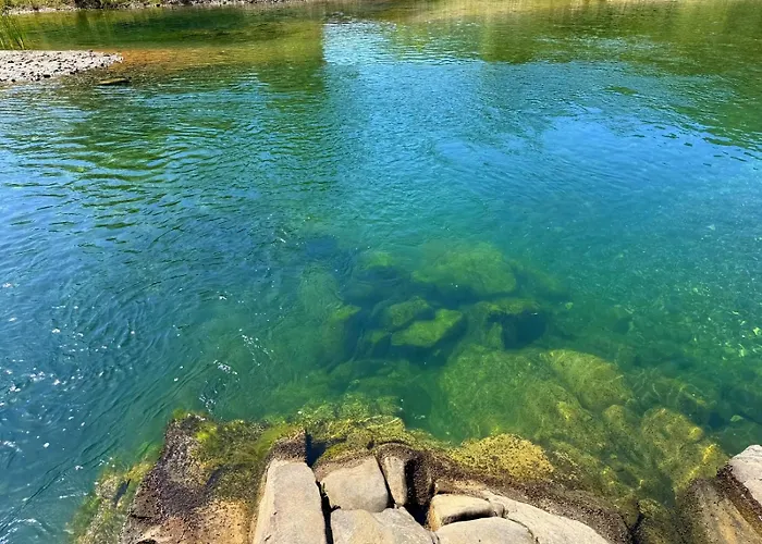Bujtina Guri Hanit Ferr-Shkopet