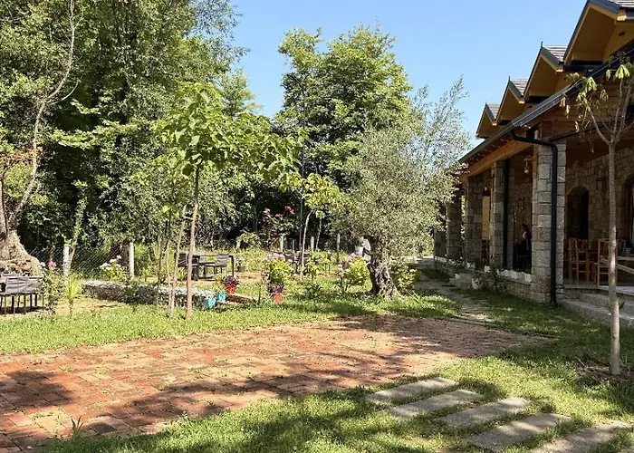 ファームステイ Bujtina Guri Hanit Ferr-Shkopet