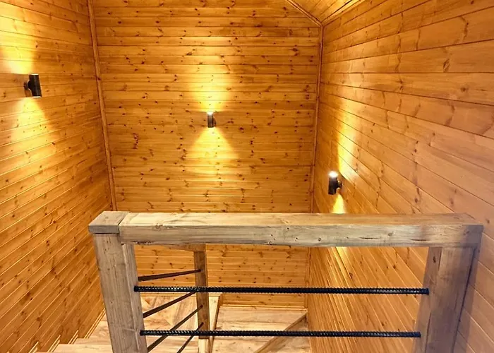 农家乐 Bujtina Guri Hanit