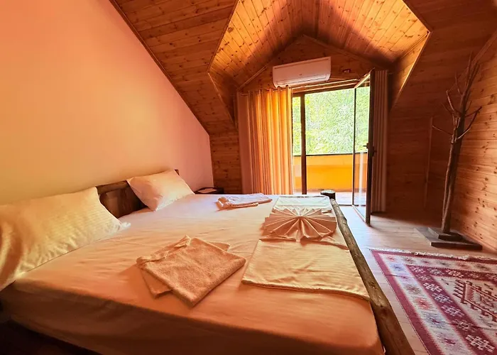 ファームステイ Bujtina Guri Hanit