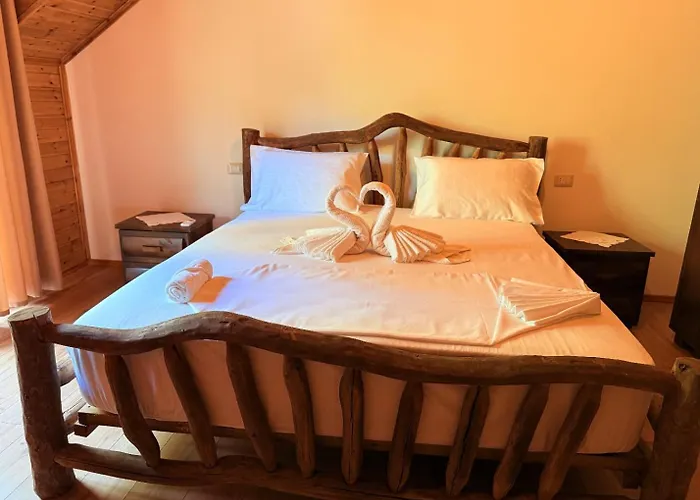 Bujtina Guri Hanit * Ferr-Shkopet