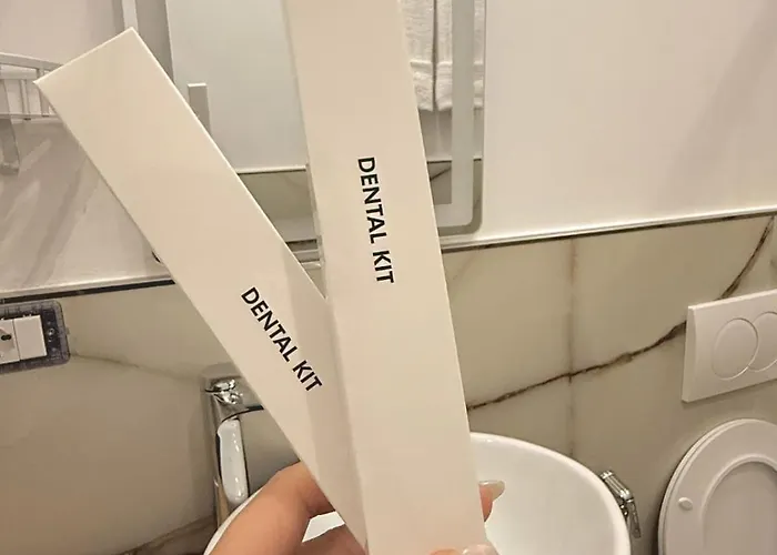 农家乐 Bujtina Guri Hanit