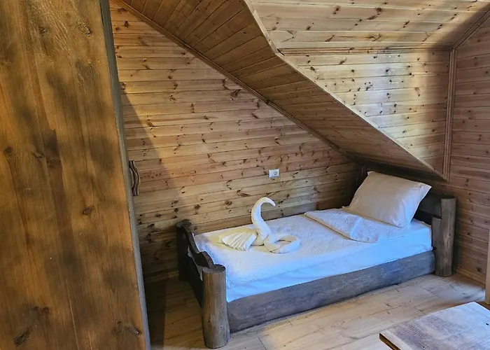 农家乐 Bujtina Guri Hanit Ferr-Shkopet